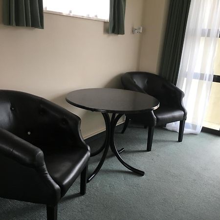 Ascot Oamaru Motel Екстер'єр фото