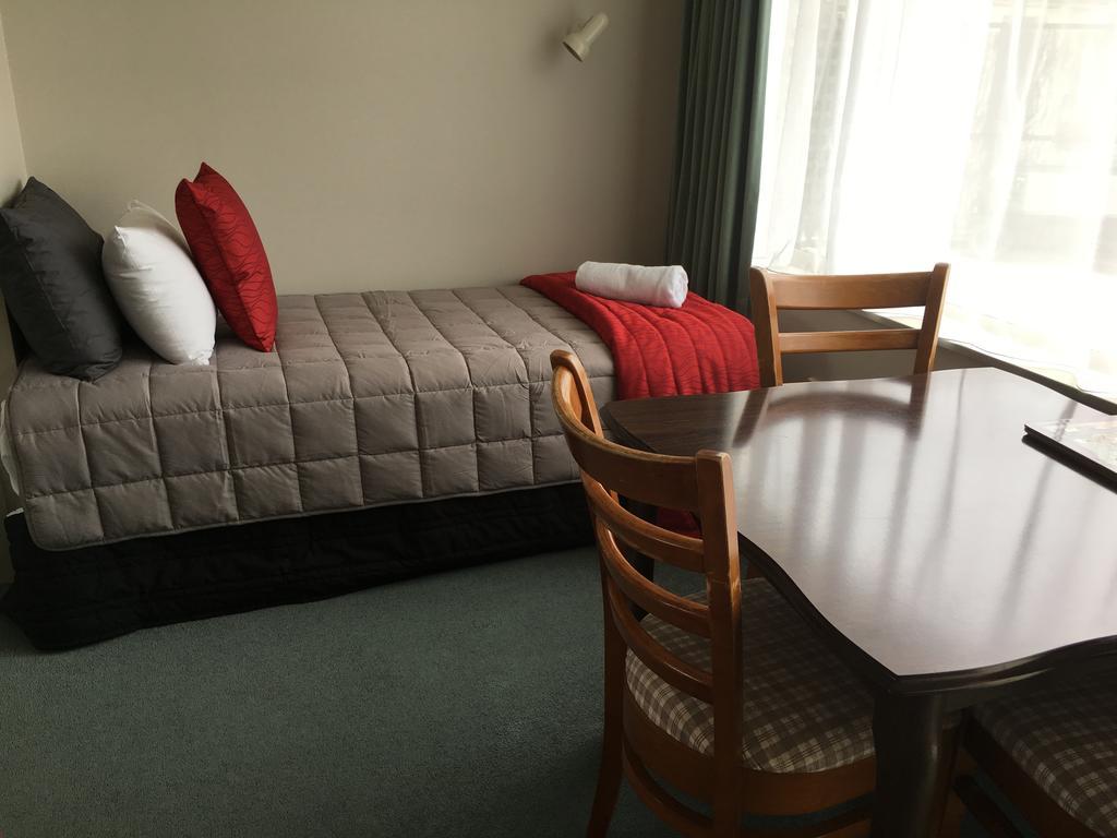 Ascot Oamaru Motel Екстер'єр фото